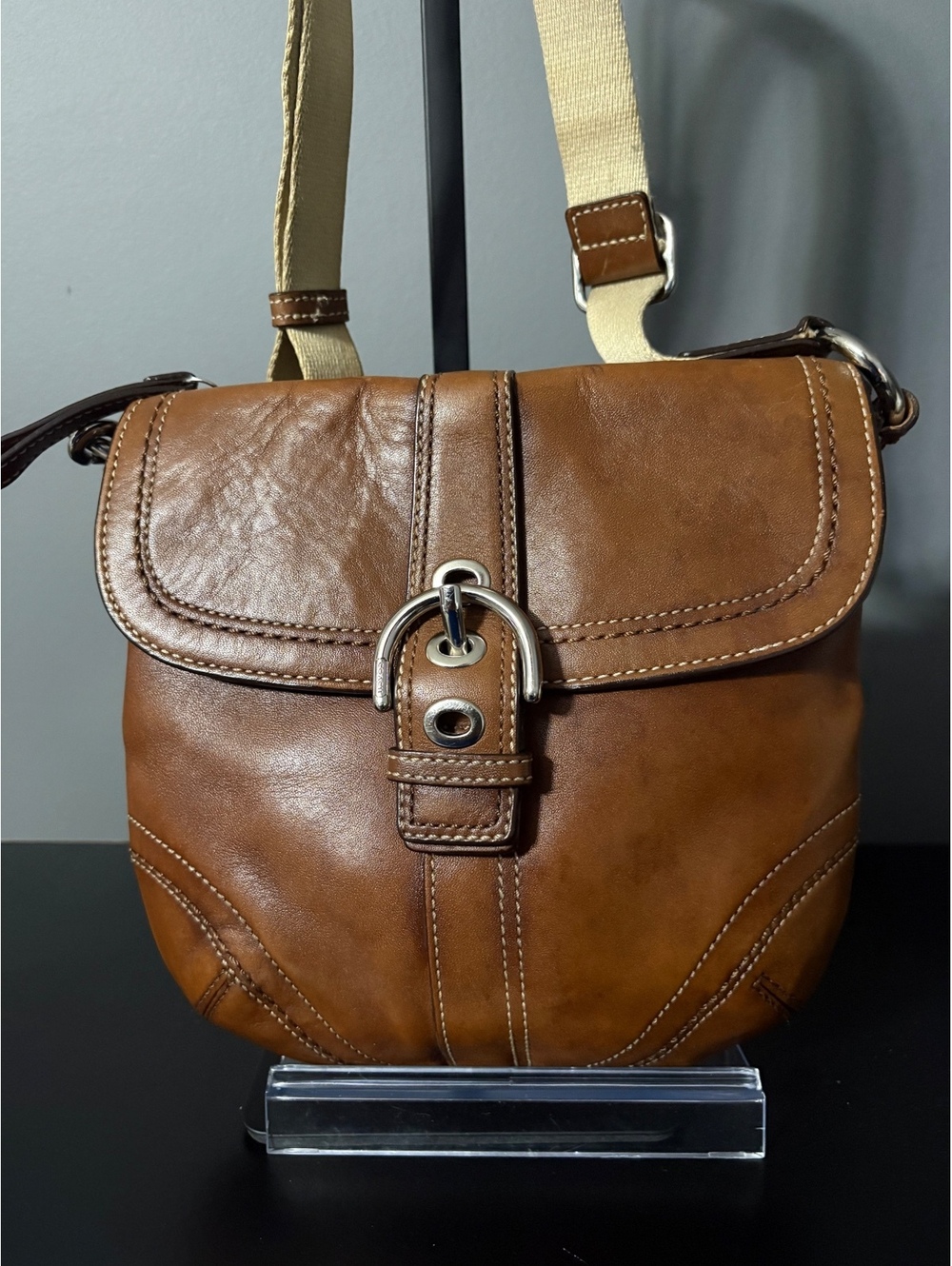 Coach Soho Y2K Vintage Tan Leather Buckle Flap Bag Crossbody - Picture 2 of 9